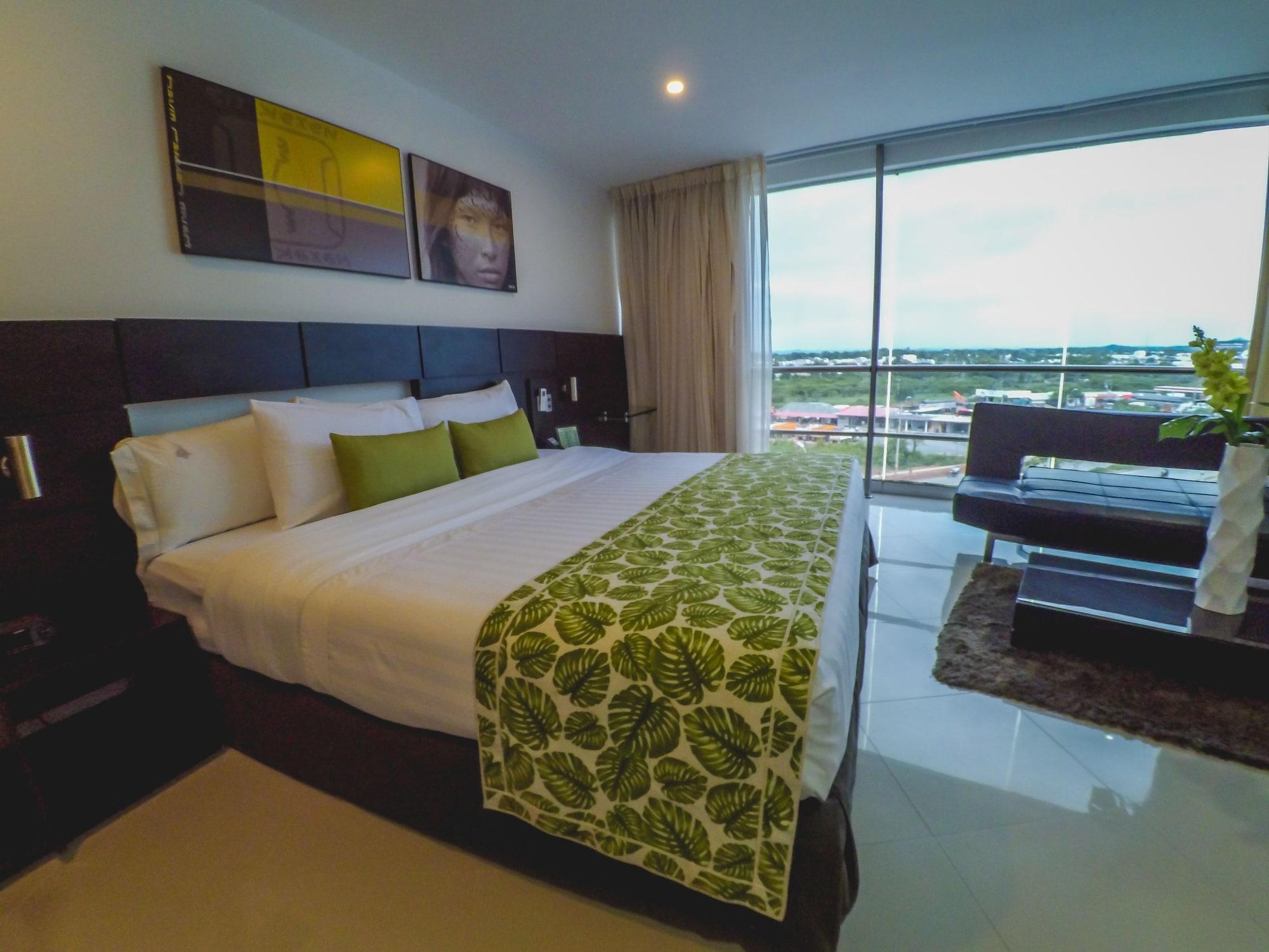 酒店 Florida Sinu 4*